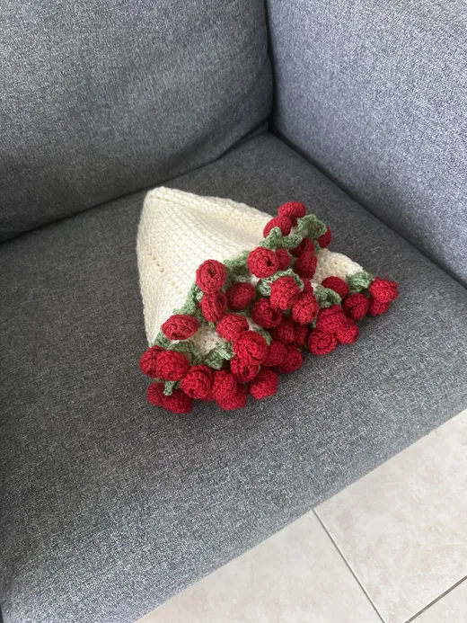 The Bouquet clutch, full view
