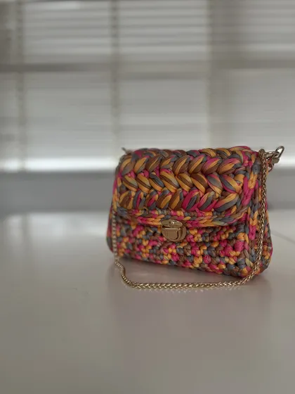 The Riviera bag, front view